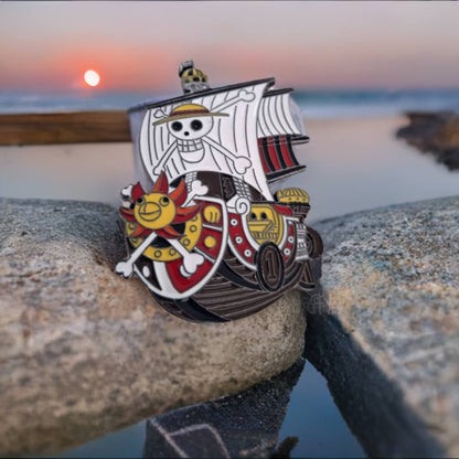 Large Thousand Sunny Brooch Pin