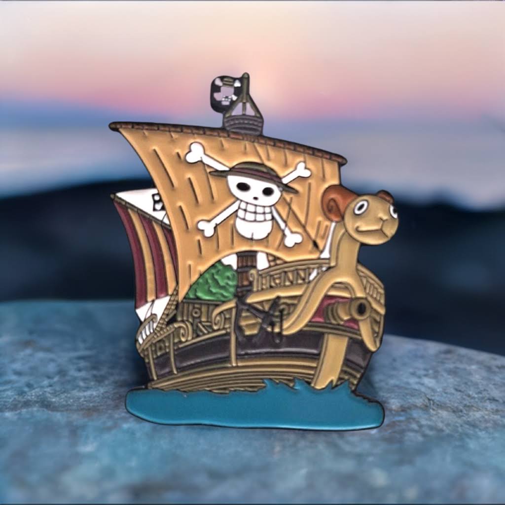  One Piece Pins Going Merry Ship Pin : Clothing, Shoes